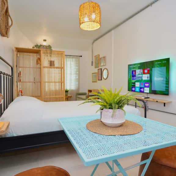 8.1 • Studio • Parking • First Floor • Queen Bed - Image 1
