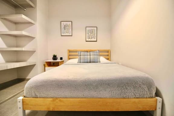 1.3• Generator • 1st Floor • Parking • 1BR • 230sf
